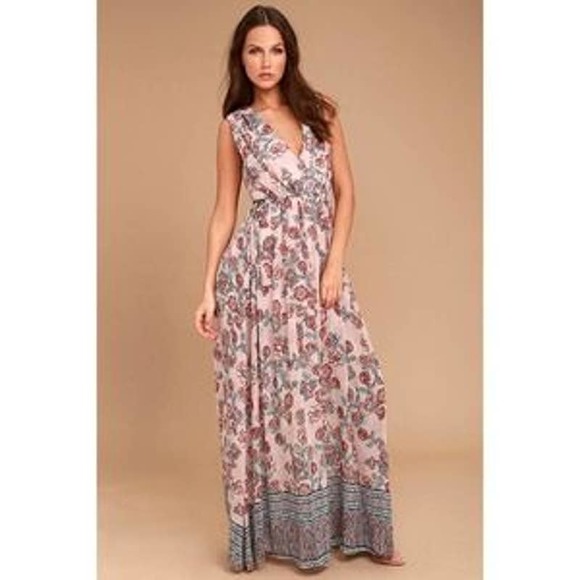 Lulus Dresses & Skirts - Lulu's Maxi dress floral Wings of Fancy blush pink surplice v-neck low back Med